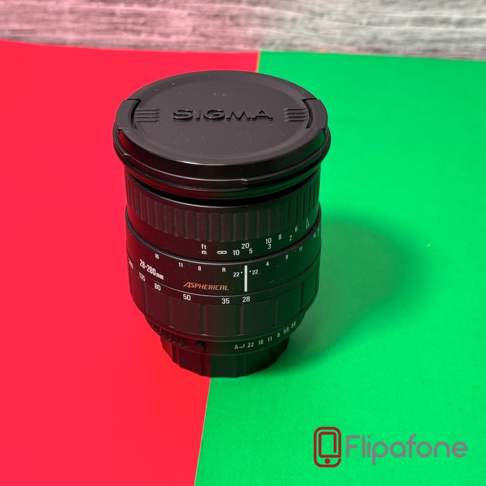 Sigma 28-200mm F3.8-5.6 UC Aspherical - K-mount