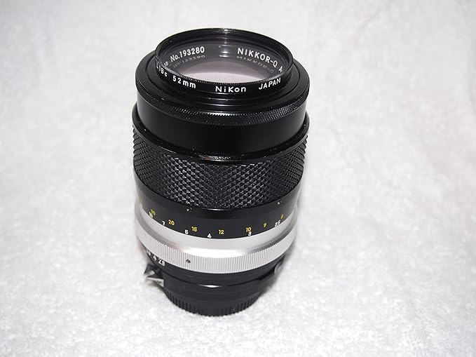 Nikon Nikkor 135mm F/3.5 Manual Focus AI Lens